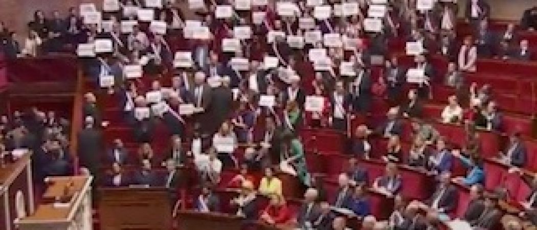 Assemblée Nationale : la motion de censure rejetée de 9 voix