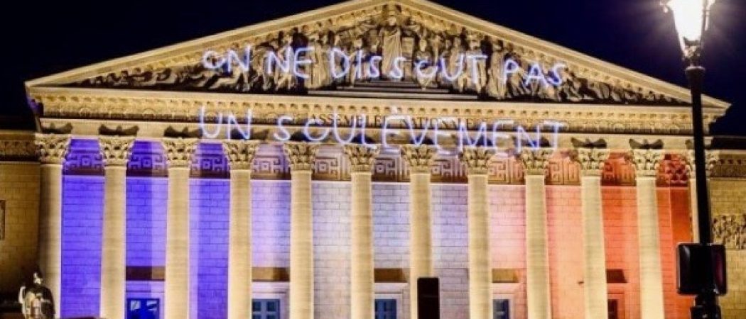 « Soulèvement de la terre » Emmanuel Macron et Gérald Darmanin mettent de l’huile sur le feu